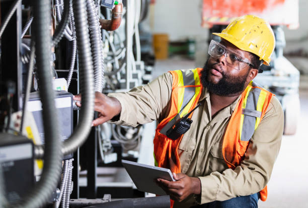 Best Licensed Electrician  in Delphos, OH